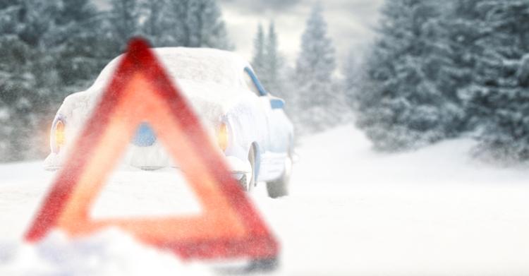 Three Things to Keep in Your Car for Emergencies